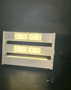 Dustproof high heat resistant led flood light